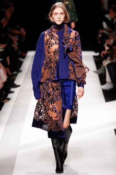 Look 7